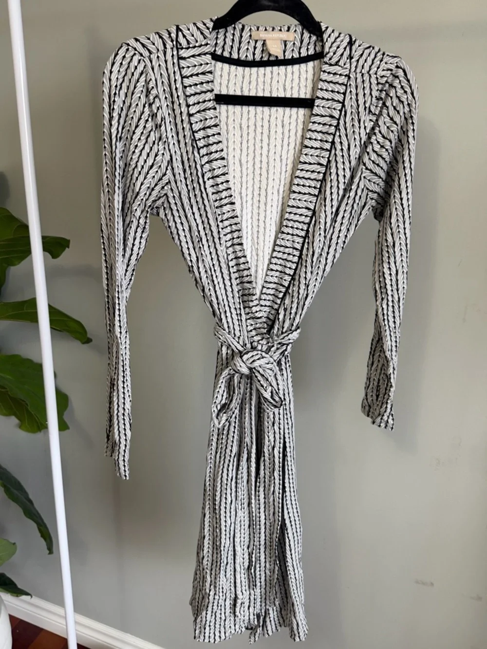 banana republic grey wrap dress Banana Republic Knit Wrap Dress Women's Small Gray Faux Wrap Waist Defining  Tie
